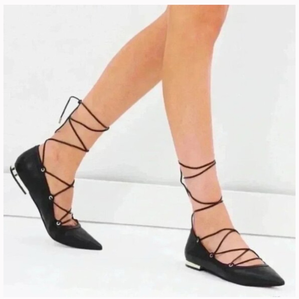 ALDO Black Leather Pointed Toe Lace Up Flats Zip Back Size 6 Ballet Flats